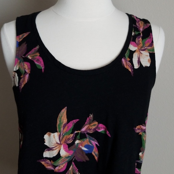 NWOT A new day flowy black floral tank - Picture 3 of 8